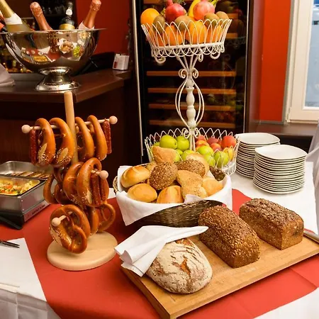 Altstadthotel Am Theater 3* קוטבוס