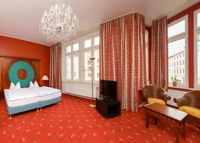 Hotel Altstadthotel Am Theater 3*